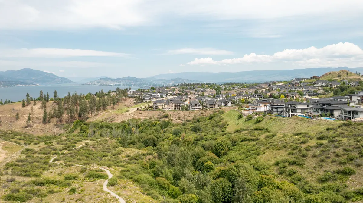 5717-Mountainside-Dr-Derek-Nyrose-52