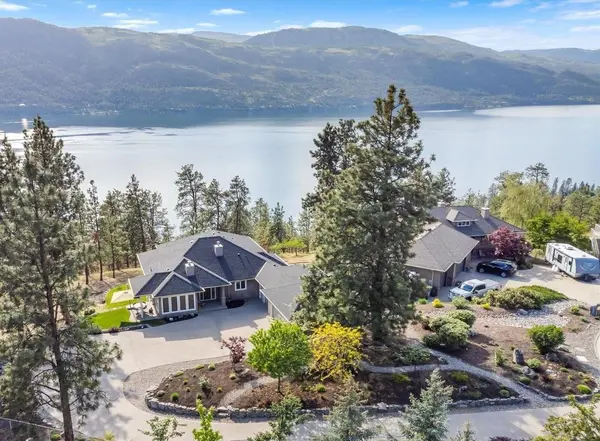 40-10726-nighthawk-road-lake-country-10313855-1-p