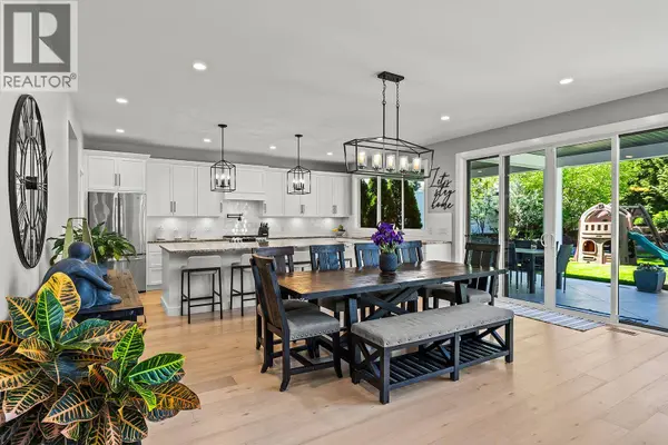 2418 Crestview Road, West Kelowna, BC V1Z1Z2