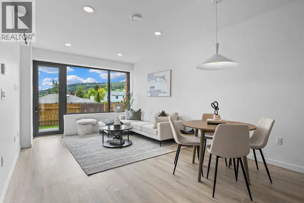 3210 Salmon RD #10, West Kelowna, BC V4T1A7