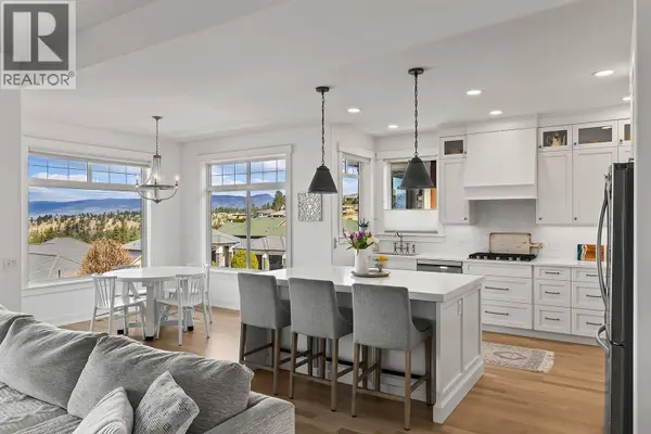 629 Almandine Court, Kelowna, BC V1W4Z5