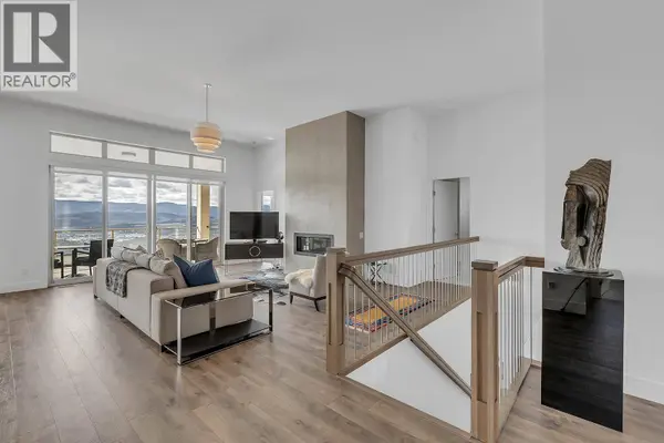1796 Tower Ranch Boulevard, Kelowna, BC V1P1B5
