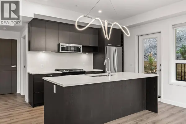 630 Boynton PL #325, Kelowna, BC V1V3B8