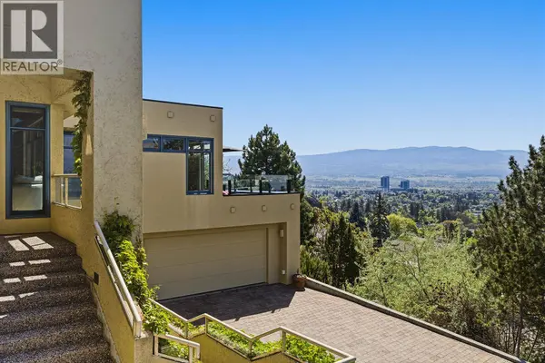 837 Mount Royal Drive, Kelowna, BC V1Y3M3