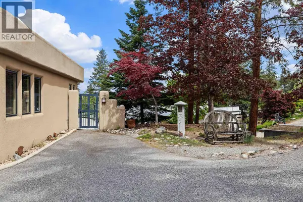 339 Uplands Drive, Kelowna, BC V1W4J7