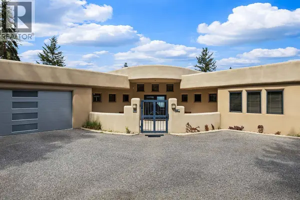 339 Uplands Drive, Kelowna, BC V1W4J7