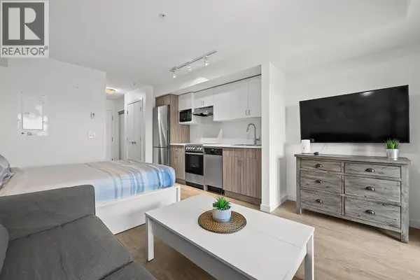 695 Academy WAY #119, Kelowna, BC V1V0C7