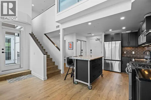 700 Martin AVE #407, Kelowna, BC V1Y6V3