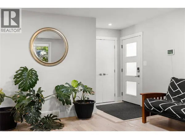 624 Armour Crescent, Kelowna, BC V1W1A5
