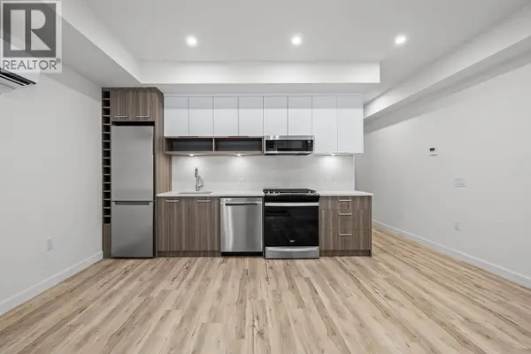 630 Boynton PL #415, Kelowna, BC V1V3B8