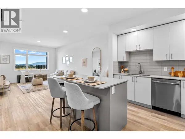 1111 Frost RD #403, Kelowna, BC V1W0G8