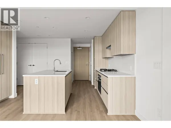 1626 Water ST #2705, Kelowna, BC V1Y1J9