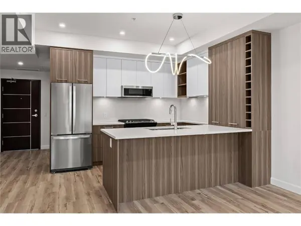 630 Boynton PL #305, Kelowna, BC V1V3B8