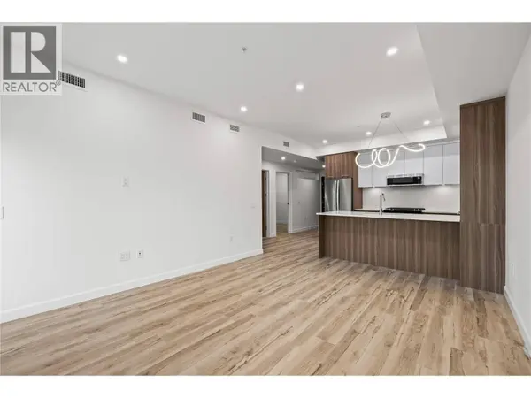 630 Boynton PL #305, Kelowna, BC V1V3B8