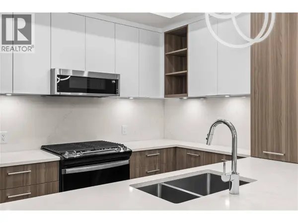 630 Boynton PL #324, Kelowna, BC V1V3B8