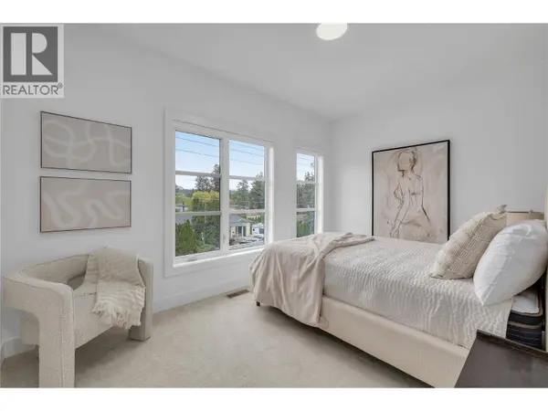 1455 Cara Glen CT #131, Kelowna, BC V1V3B8