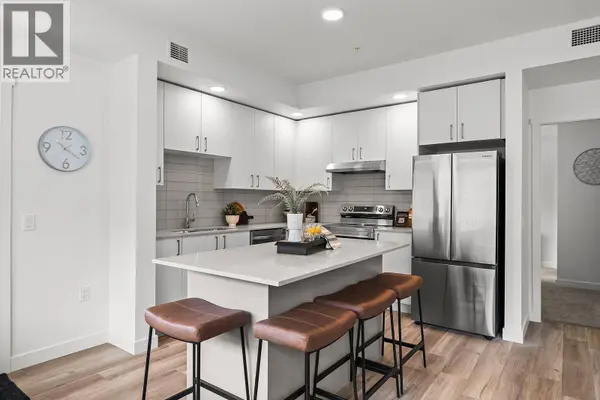 1057 Frost RD #118, Kelowna, BC V1W0G7