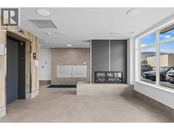2760 Olalla RD #204, West Kelowna, BC V1Z2A9