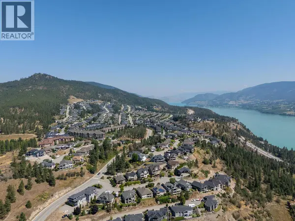 12905 Lake Hill Lane, Lake Country, BC V4V2S9