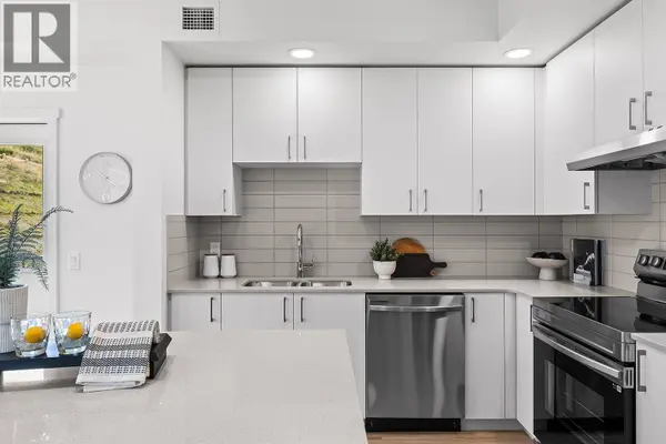 1057 Frost RD #218, Kelowna, BC V1W0G7