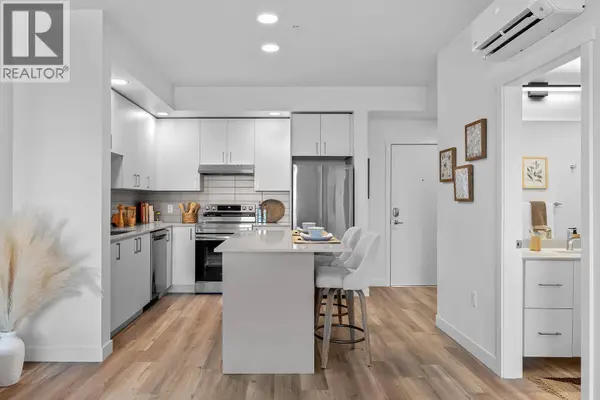 1111 Frost RD #403, Kelowna, BC V1W0G8