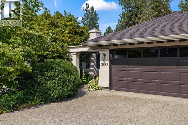 3889 Gallaghers Grange, Kelowna, BC V1W3Z9