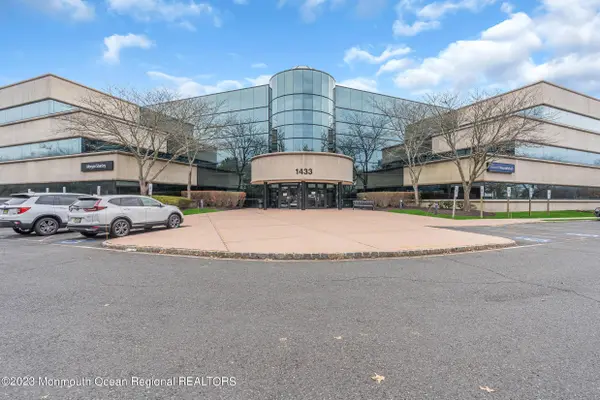 1433 Hooper Avenue #Unit 129, Toms River, NJ 08753