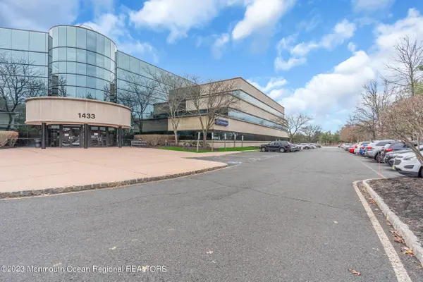 1433 Hooper Avenue #Unit 129, Toms River, NJ 08753