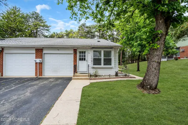 9 Moccasin Drive, Whiting, NJ 08759