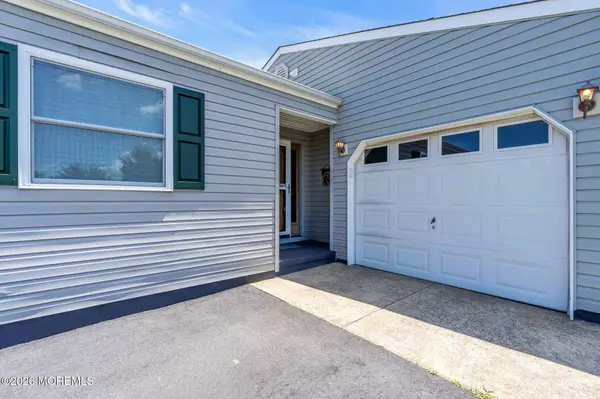 1017 Camino Real Court, Toms River, NJ 08757