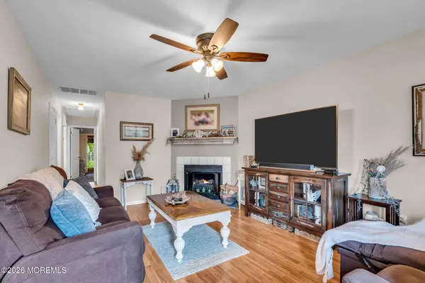 1123 Gowdy Avenue, Point Pleasant, NJ 08742