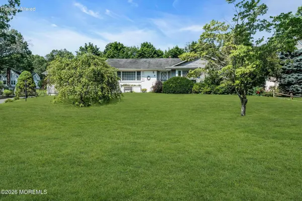 4 Dickinson Avenue, Toms River, NJ 08753