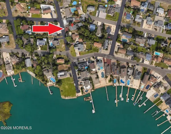 21 Cedar Tree Lane, Toms River, NJ 08753