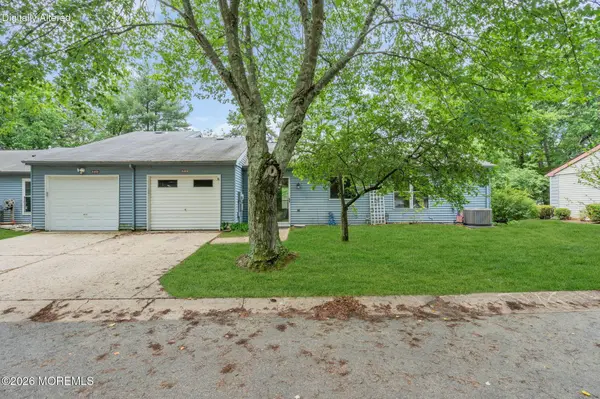846 Winchester Court, Manchester, NJ 08759