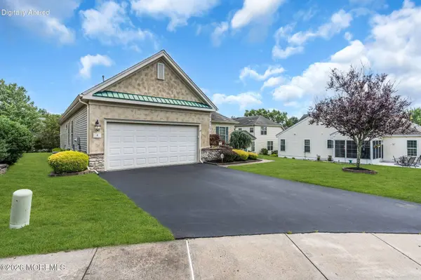 4 Faulkners Place, Barnegat, NJ 08005