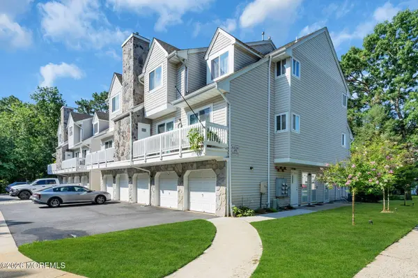 4303 Norma Place #4303, Toms River, NJ 08755