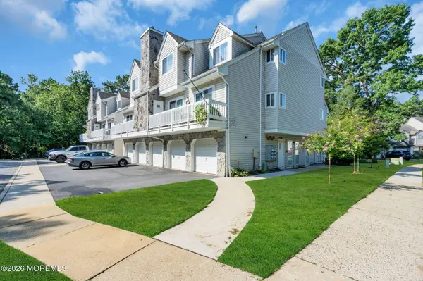 4303 Norma Place #4303, Toms River, NJ 08755