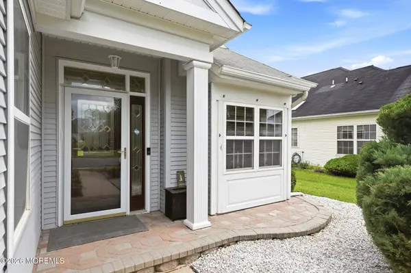 124 Eleanor Road, Manchester, NJ 08759