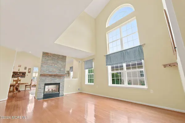 124 Eleanor Road, Manchester, NJ 08759