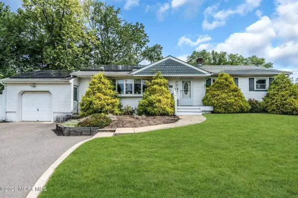 15 Lake Drive