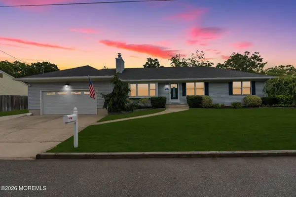 633 Spray Avenue
