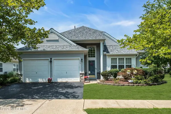 12 Medici Drive, Manchester, NJ 08759