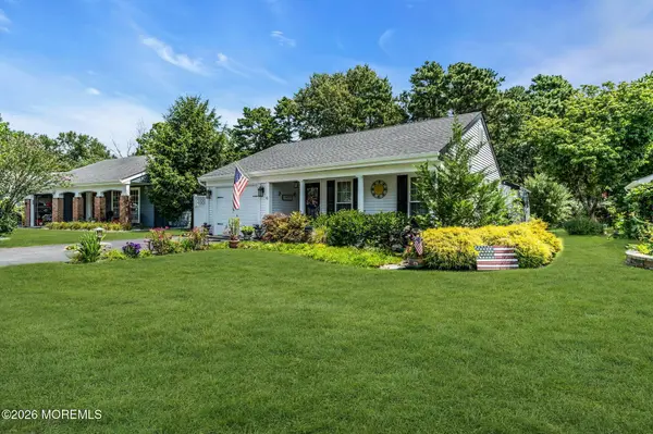 6 Twyford Lane, Manchester, NJ 08759