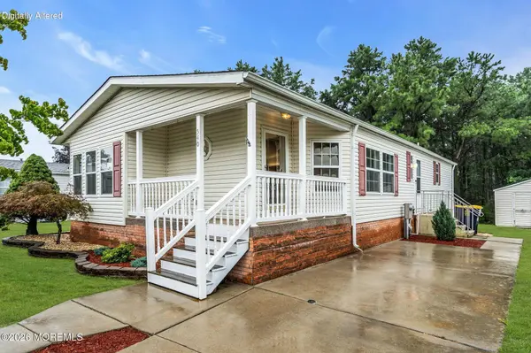 540 Momosa Drive, Whiting, NJ 08759