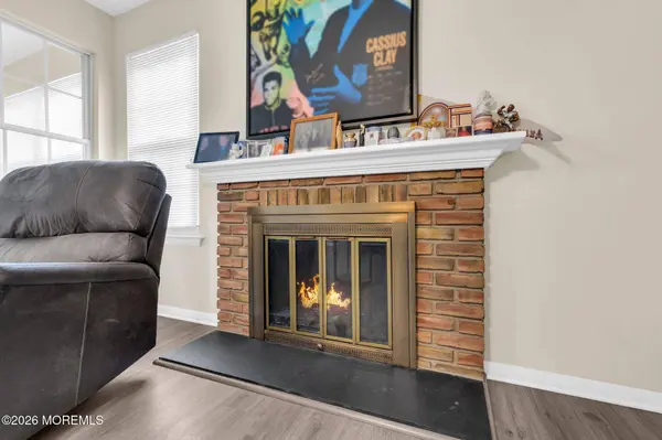 3 Maidstone Way, Manchester, NJ 08759