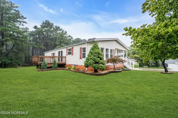 540 Momosa Drive, Whiting, NJ 08759