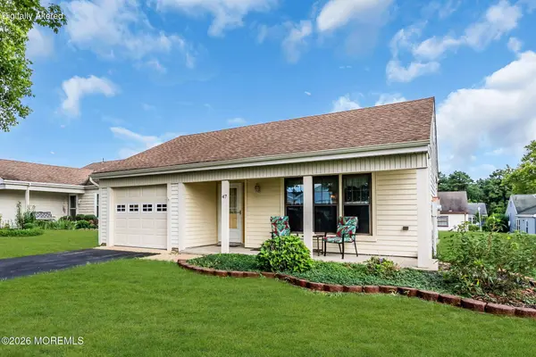 47 Elmswell Avenue, Manchester, NJ 08759