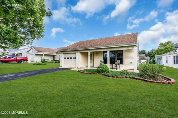 47 Elmswell Avenue, Manchester, NJ 08759