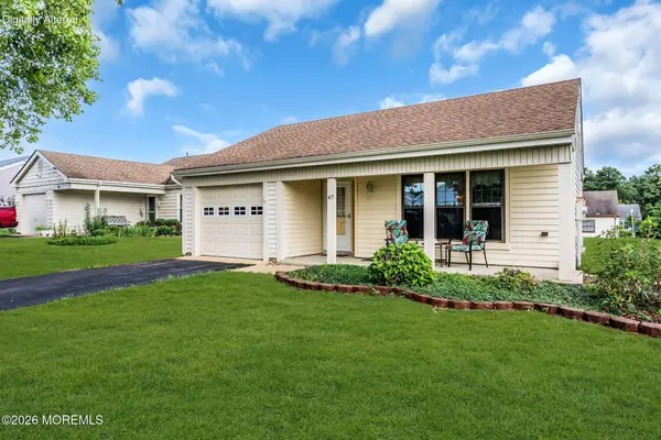 47 Elmswell Avenue, Manchester, NJ 08759