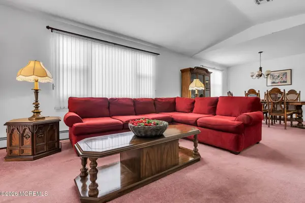 18 Prince Charles Drive, Toms River, NJ 08757